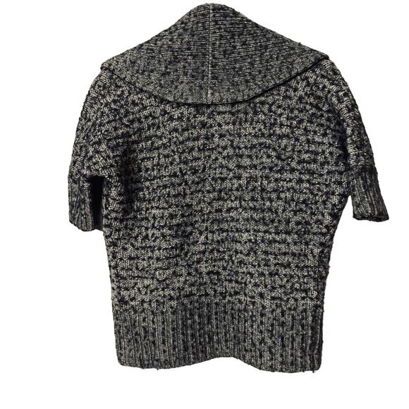 Express Gray Short Sleeve Knit Sweater Opened Front Cardigan Women SZ S - Picture 2 of 7